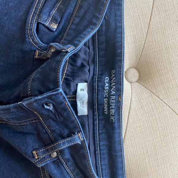 Banana Republic Ankle Jeans, Size 6 - Picture 4 of 5